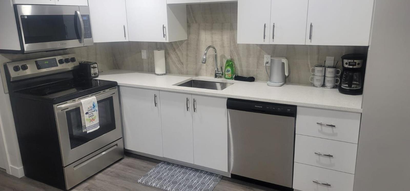 Apartment A Cozy Away From At South East *